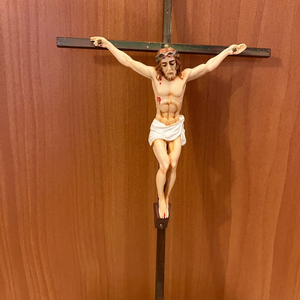 Vintage INRI Brass and Resin Crucifix Cross Wall Hanging sculpture Italy